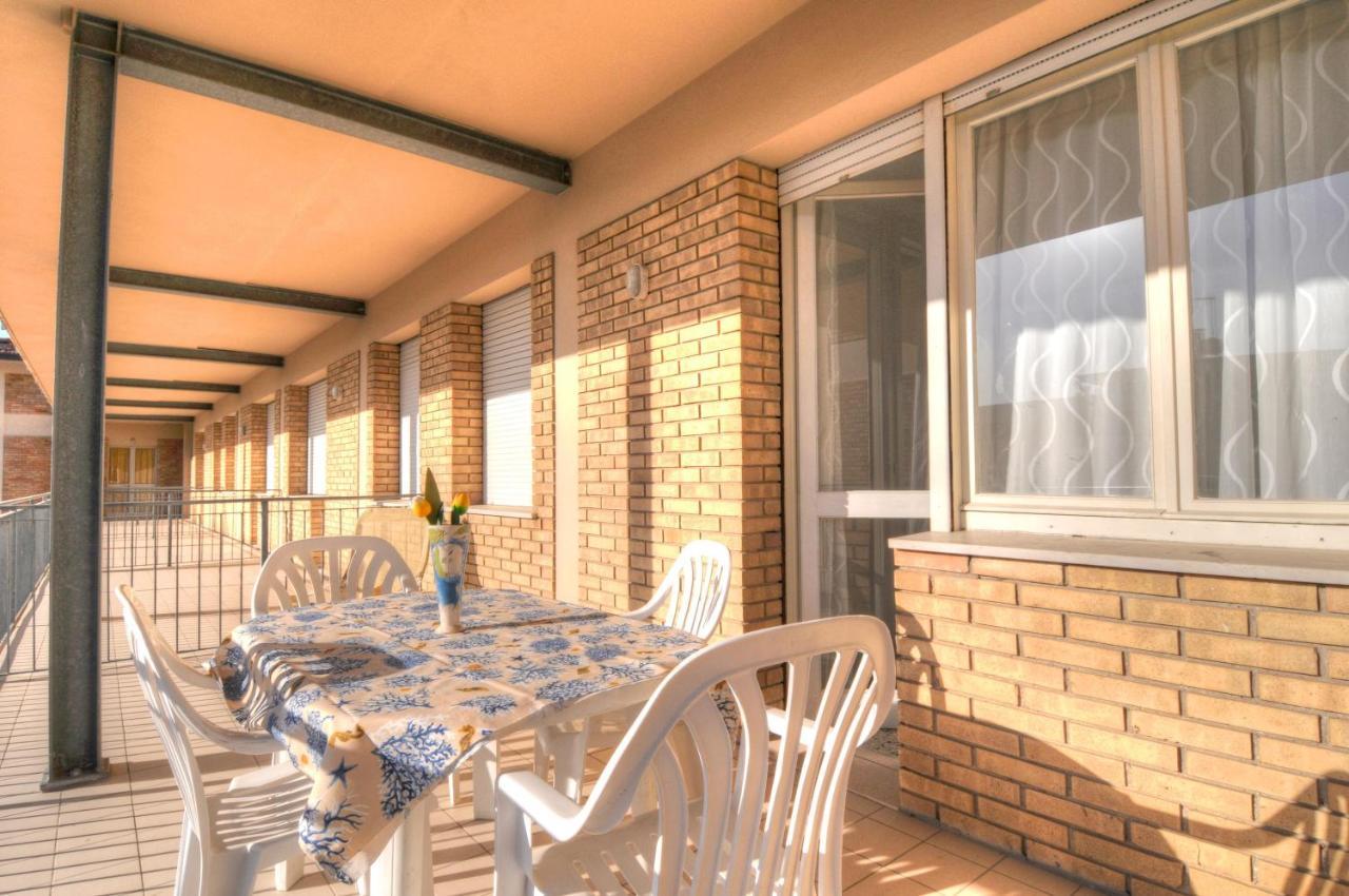 Condominio Res. Palace Bibione Exterior photo